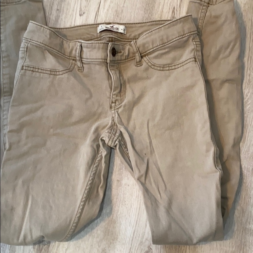 Hollister khakis